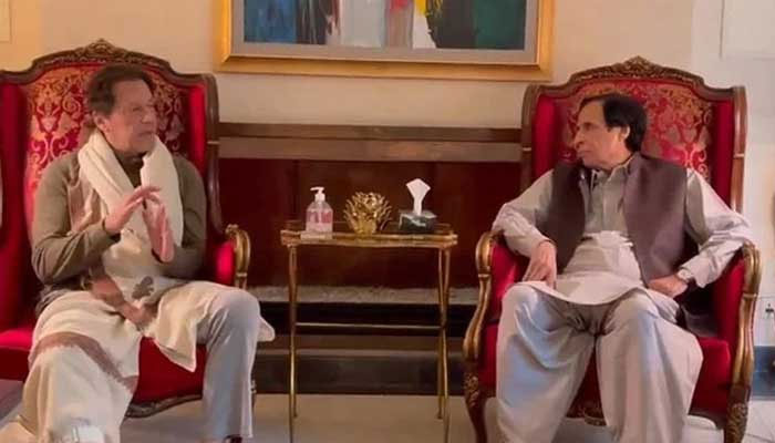 PTI Chairman Imran Khan (L) and Punjab Chief Minister Parvez Elahi. — Screengrab from video/Twitter/@PTIofficial  PTI backtracks from decision over Punjab CM&#8217;s trust vote 1028129 5522839 PTI PML Q updates