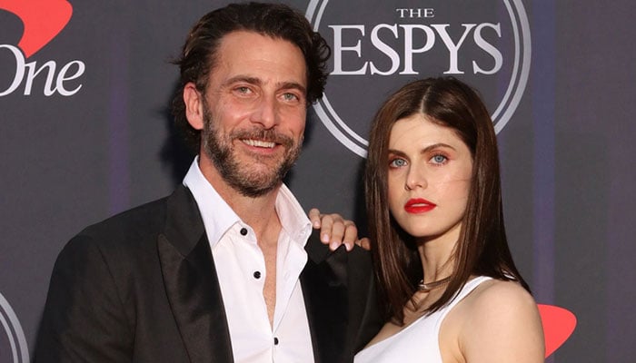 Alexandra Daddario describes first meeting with hubby Andrew Form as ‘Nora Ephron’ movie