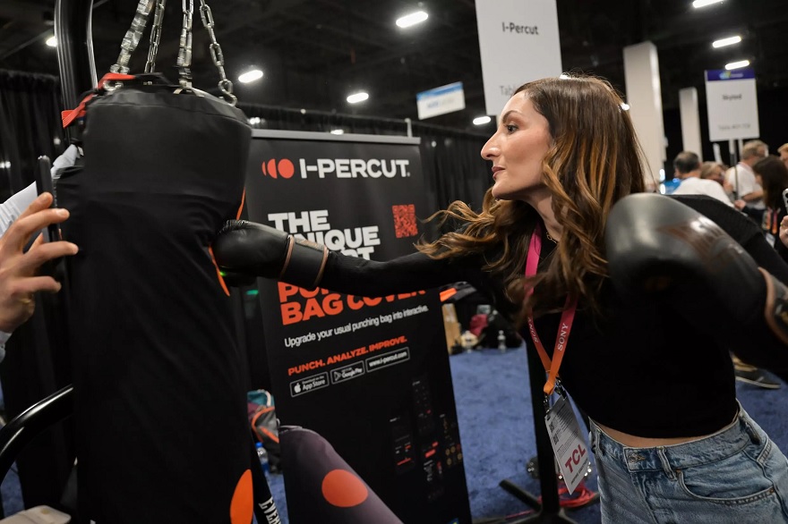 French company I-Percut has developed a smart punching bag to help amateurs and professionals train.— AFP