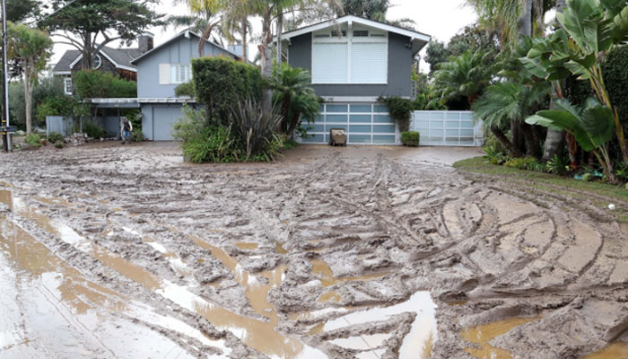 Kourtney Kardashian, Travis Barker’s beach house hit by raging storm flood