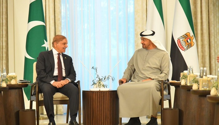 Prime Minister Shehbaz Sharif meets UAE President Sheikh Mohamed bin Zayed in Abu Dhabi. — APP