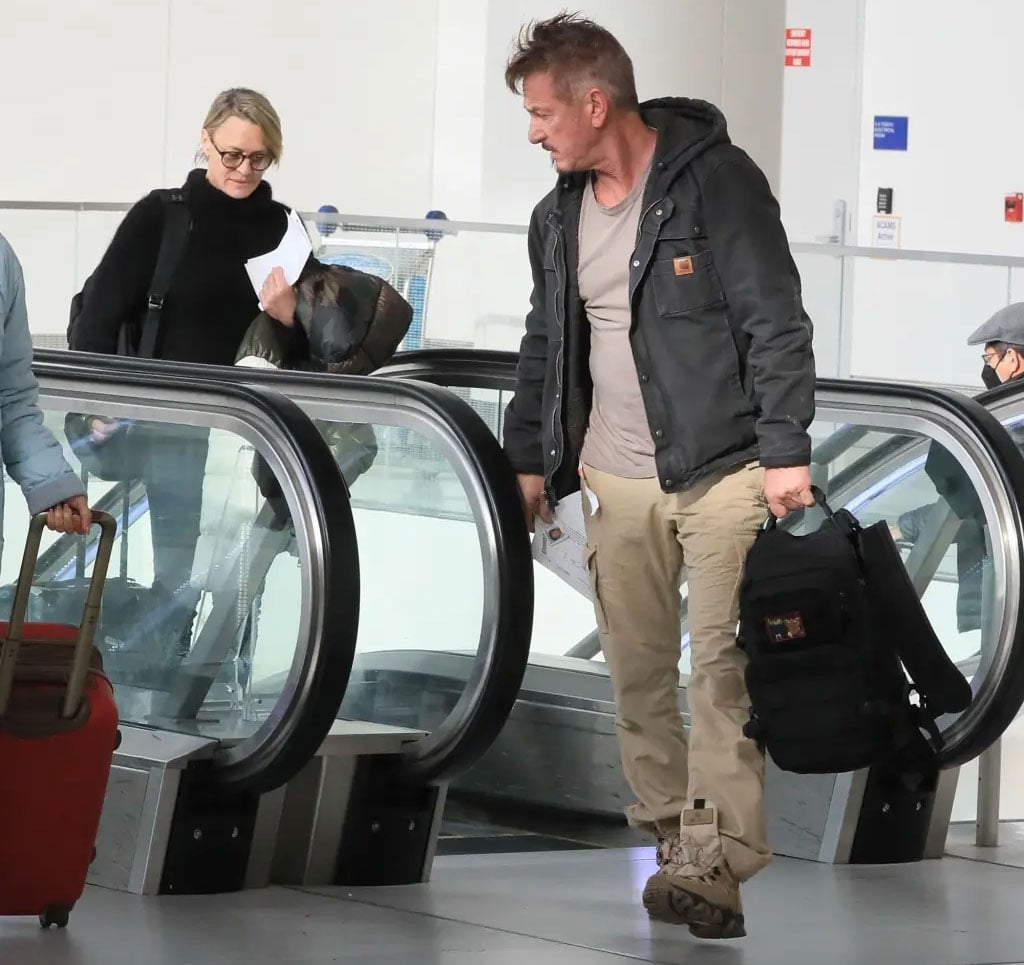 Former lovers Sean Penn and Robin Wright were spotted together for the first time in years