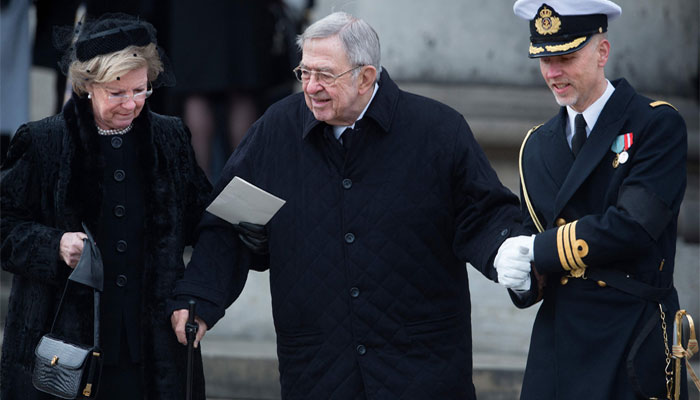 King Constantine II laid to rest in Tatoi