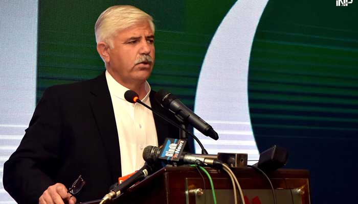 Chief Minister of Khyber Pakhtunkhwa Mahmood Khan addresses a National Seminar on Terrorism 2.0 organised by PTI KP chapter at a local hotel in Islamabad on January 10, 2023. — INP