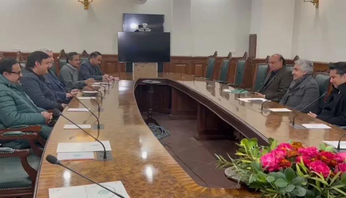 A screengrab meeting of the parliamentary committee to decide the caretaker CM. — Twitter/@RajaBasharatLAW