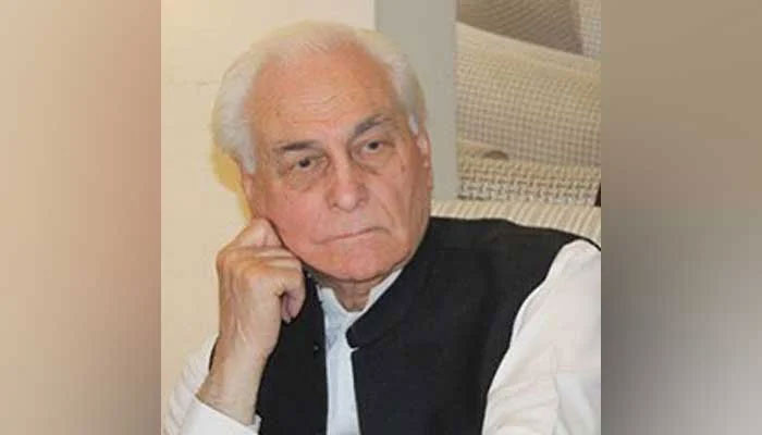 KP valisi Azam Khan’ı CM’nin bekçisi olarak atadı