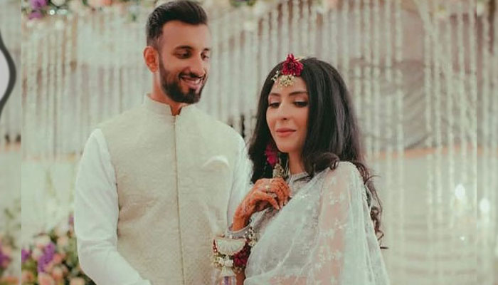 Pakistani cricketer Shan Masood (left) is pictured with his bride Nische Khan at their Nikah — Instagram/@daartistphoto