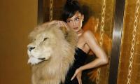 TikTok star hilariously recreates Kylie Jenner’s epic lion head dress look