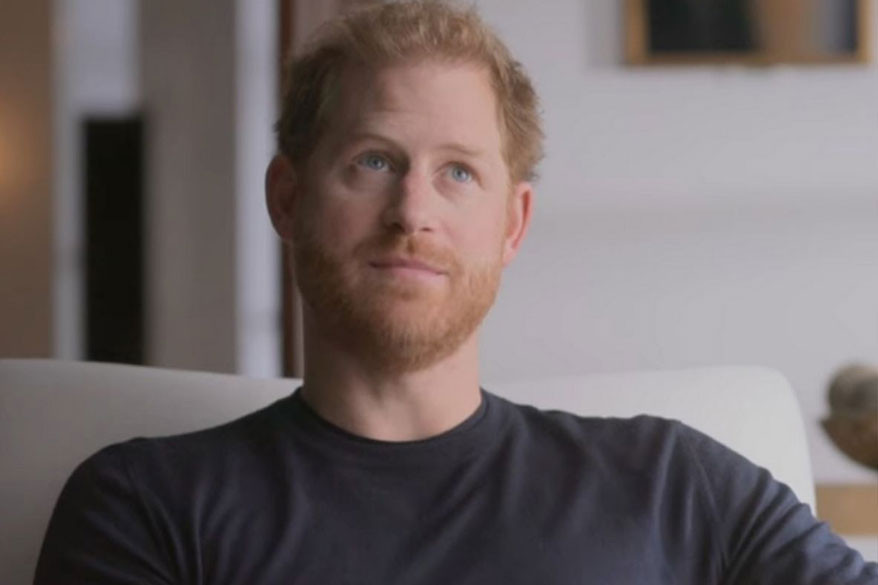  Prince Harry is ‘even further away from his family’