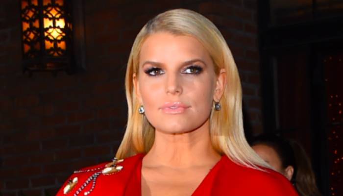 Jessica Simpson dishes on secret relationship with ‘movie star’