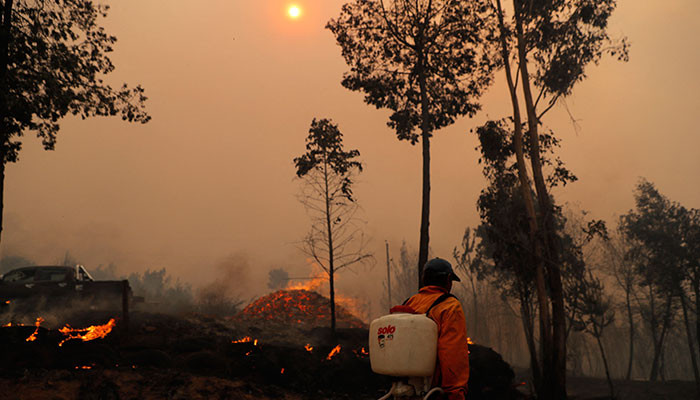 Şili orman yangınları yıkım durumunu kışkırtırken on üç şahıs öldü