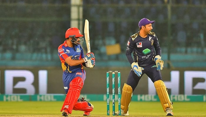 Quetta Gladiators skipper Sarfaraz Ahmed (right) looks on during a match between Quetta Gladiators and Karachi Kings in this undated photo. — PSL/File