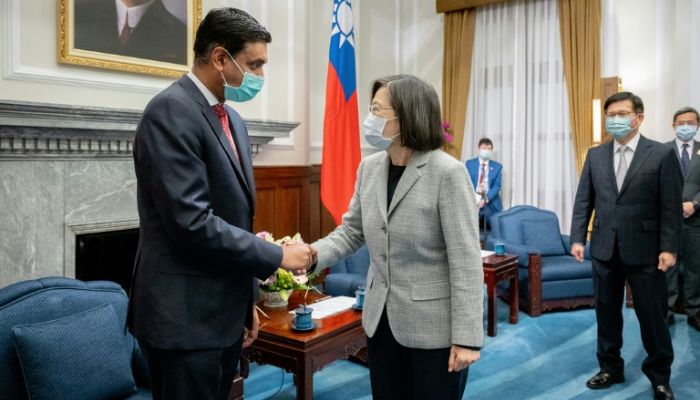 Taiwan President Tsai Ing-wen (C) met with US Representative Ro Khanna at the Presidential Office in Taipei.— AFP/file
