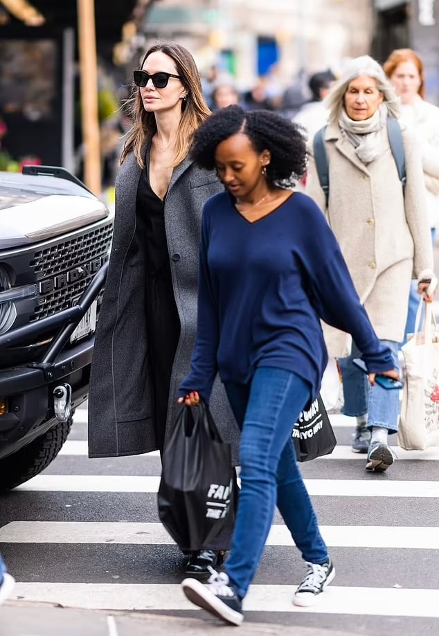 Angelina Jolie, daughter Zahara Jolie-Pitt make rare appearance together in New York City