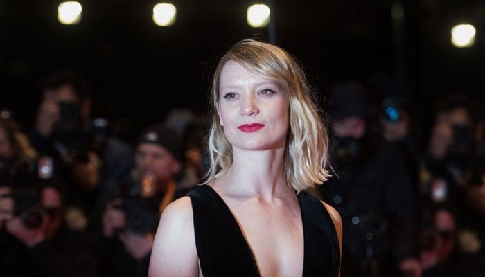 Mia Wasikowska says she ‘felt really disconnected’ from ‘reality’ during time in Hollywood