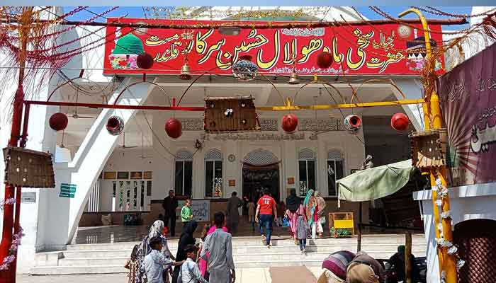 Followers of Hazrat Shah Hussain known as Madhu Lal while arriving at the shrine on 431st Urs. — Online/File