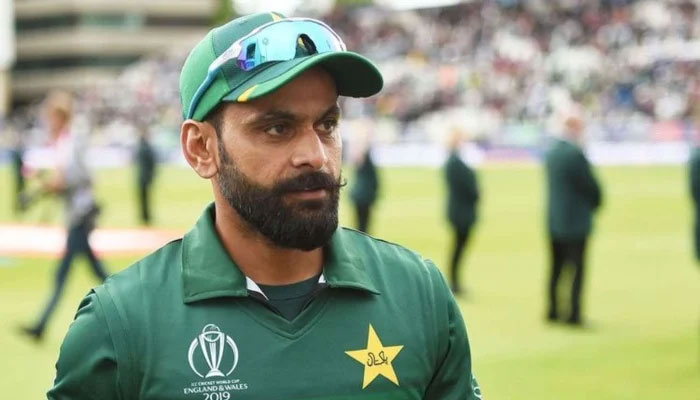 Pakistan all-rounder Mohammad Hafeez speaks to the media. Photo: AFP