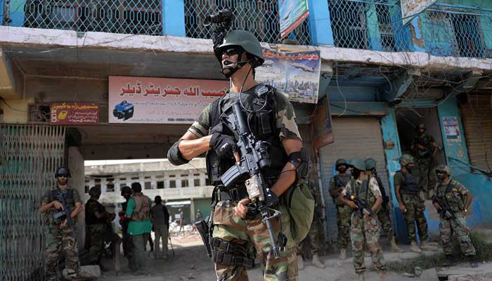 Güvenlik güçleri Şimal Veziristan’da 3 teröristi daha vurdu IBO
