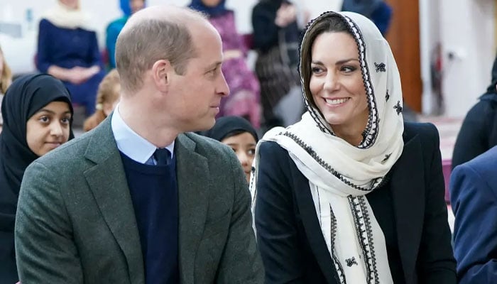 Kate Middleton visits Hayes Muslim Centre while giving a nod to 2019 Pakistan tour