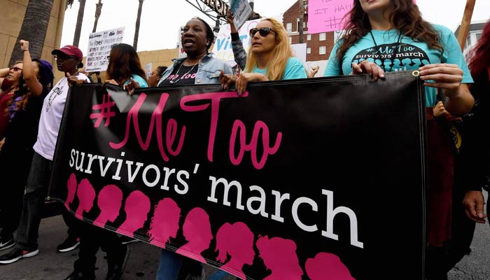 Cinsel taciz, cinsel saldırı, cinsel istismar kurbanları ve destekçileri, 12 Kasım 2017'de Kaliforniya, Hollywood'da düzenlenen #MeToo yürüyüşünü protesto ediyor. —AFP