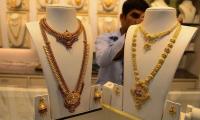 Gold price rises for sixth session, rate surges above Rs204,000 per tola