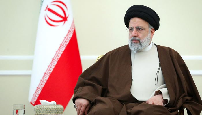 İran Cumhurbaşkanı Raisi, Suudi Kralı Selman’ın davetini ‘memnuniyetle karşıladı’