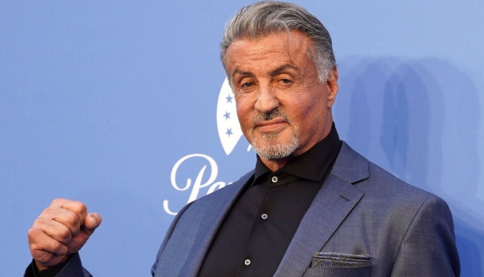 Sylvester Stallone plans to start painting again, its similar to writing a short screenplay