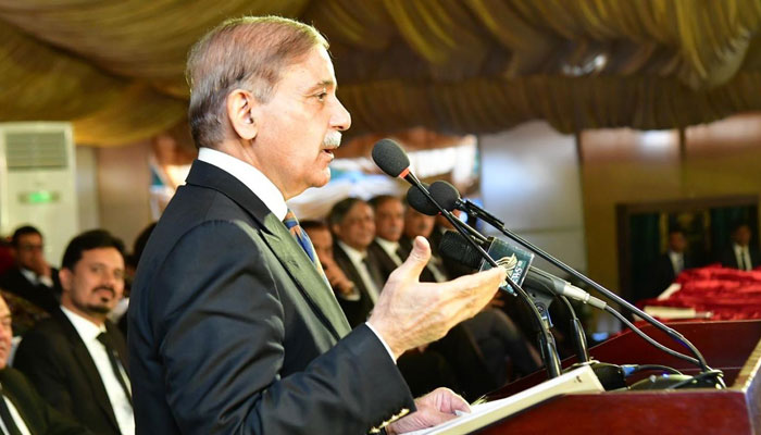 Prime Minister Shehbaz Sharif addresses at the inaugural ceremony of Islamabad Lawyers Complex on April 6, 2023. — PID