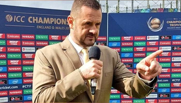 Hint medyası, Simon Doull’un Pakistan’da kalmayla ilgili sözlerinin yanlış bulunduğunu bildirdi