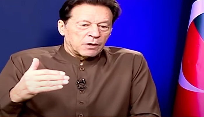 Imran Khan: General Bajwa meclisleri feshetmemi tavsiye etti