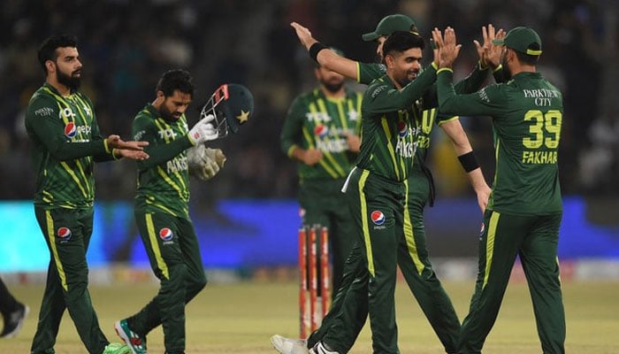 Pakistan ve Yeni Zelanda, 24 Nisan 2023'te Rawalpindi'deki son T20I yarışına hazırlanıyor. Twitter/ICC