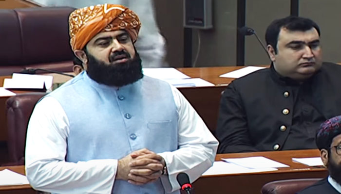 JUI-F leader Maulana Asad Mahmood addresses the National Assembly session, on April 27, 2023, in this still taken from a video. — YouTube/PTVNewsLive