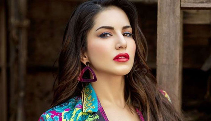 Sunny Leone is going to feature in Anurag Kashyaps Kennedy