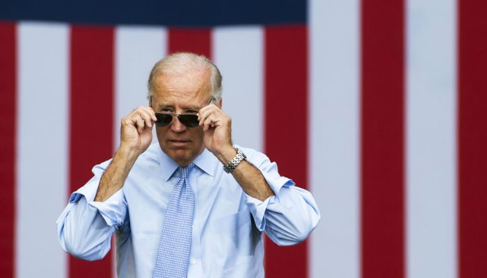 ABD Başkanı Joe Biden siyah güneş gözlüğü takıyor.— AFP/File