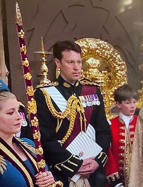 Major Johnny Thompson overshadows Prince Harry at coronation
