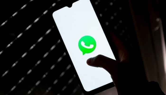 Resim, bir cep telefonunda WhatsApp logosunu göstermektedir.  — AFP/Dosya