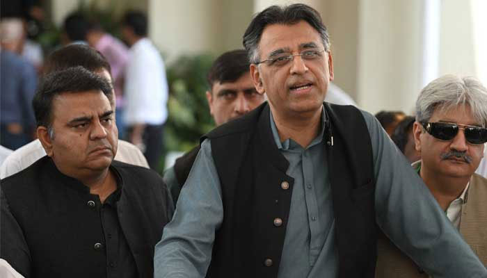 Umar ‘endorses’ army’s stance on legal recourse to probe Imran’s charges