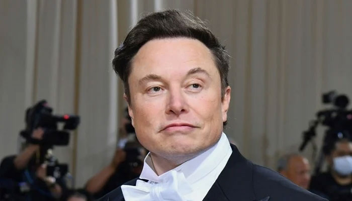 Twitter'ın CEO'su, finans sorumlusu ve güvenlik başkanıyla birlikte, Elon Musk'ın mülkiyeti devralmasıyla birlikte gönderildiği bildirildi.  —AFP