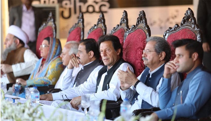 Former PM Imran Khan, ex-Punjab chief minister Usman Buzdar, and other PTI leaders at the groundbreaking ceremony of Al-Qadir University in Sohawa. — Ministry of Overseas Pakistanis