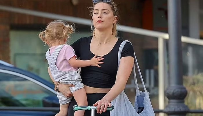 Amber Heard spotted with daughter Oonagh Paige in Spain