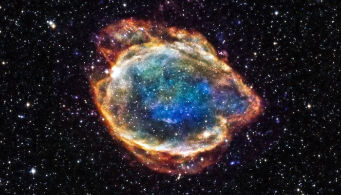 Bu fotoğraf, G299.2-2.9 olarak adlandırılan, yaklaşık 4.500 yıl önce patlamış bir yıldız olan Tip Ia süpernovanın enkaz alanını gösteriyor.  — AFP/Dosya