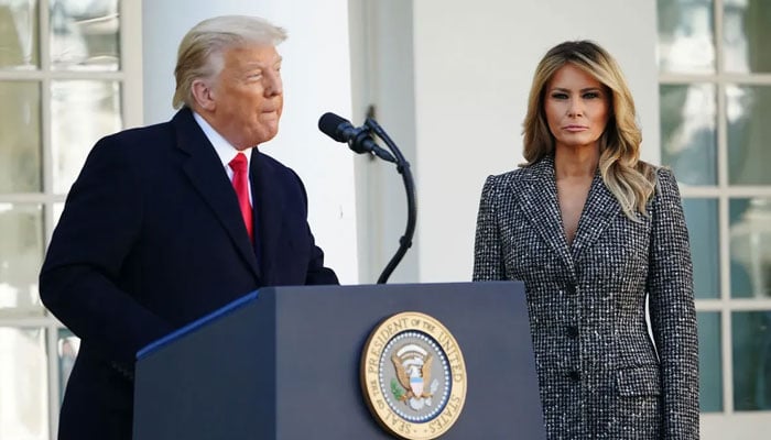 ABD eski başkanı Donald Trump ve eşi Melania Trump.  — AFP/Dosya