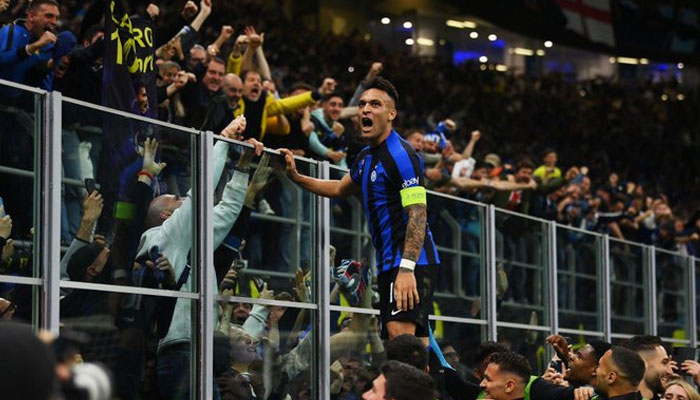 Lautaro Martinez, bu sezon Inter Milan'da kaptanlık yaptığı 10 maçta 6 gol katkı yaptı.  Twitter/_owurakuampofo