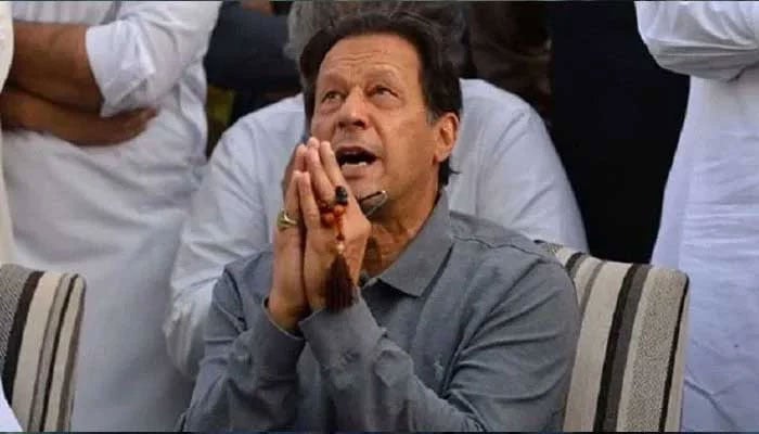 PTI Şefi Imran Khan'ın tarihsiz bir görüntüsü.  — AFP/Dosya