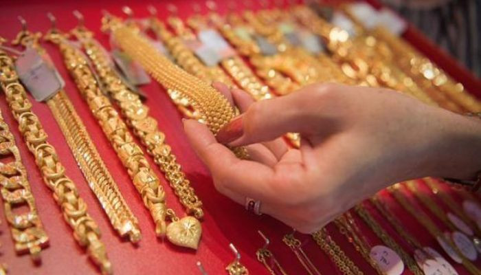 Gold registers minimal losses in Pakistan