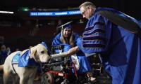 VIDEO: US university awards honorary diploma to dog