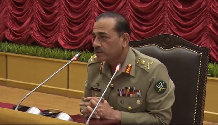 Chief of Army Staff (COAS) General Asim Munir is addressing officers of Command & Staff College Quetta in this still taken from a video on May 29, Monday. — ISPR