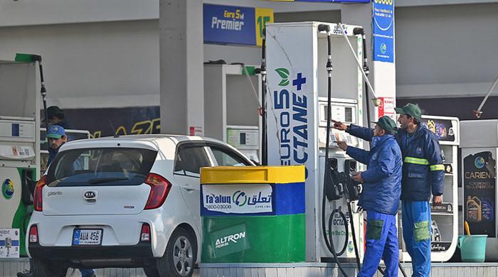 Govt cuts petrol price by Rs8 per litre
