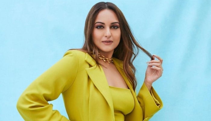 Sonakshi Sinha plays a lady police officer in Dahaad