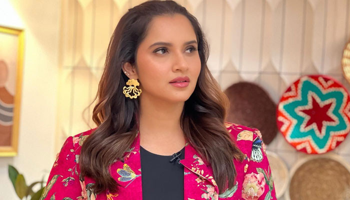 Sania Mirza lights up Instagram feed in floral outfit